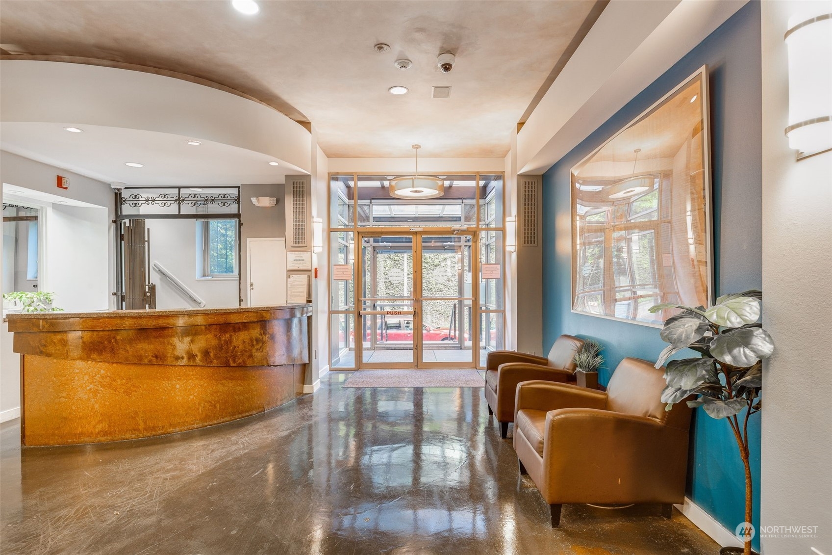 1400 Hubbell Place Unit: 305