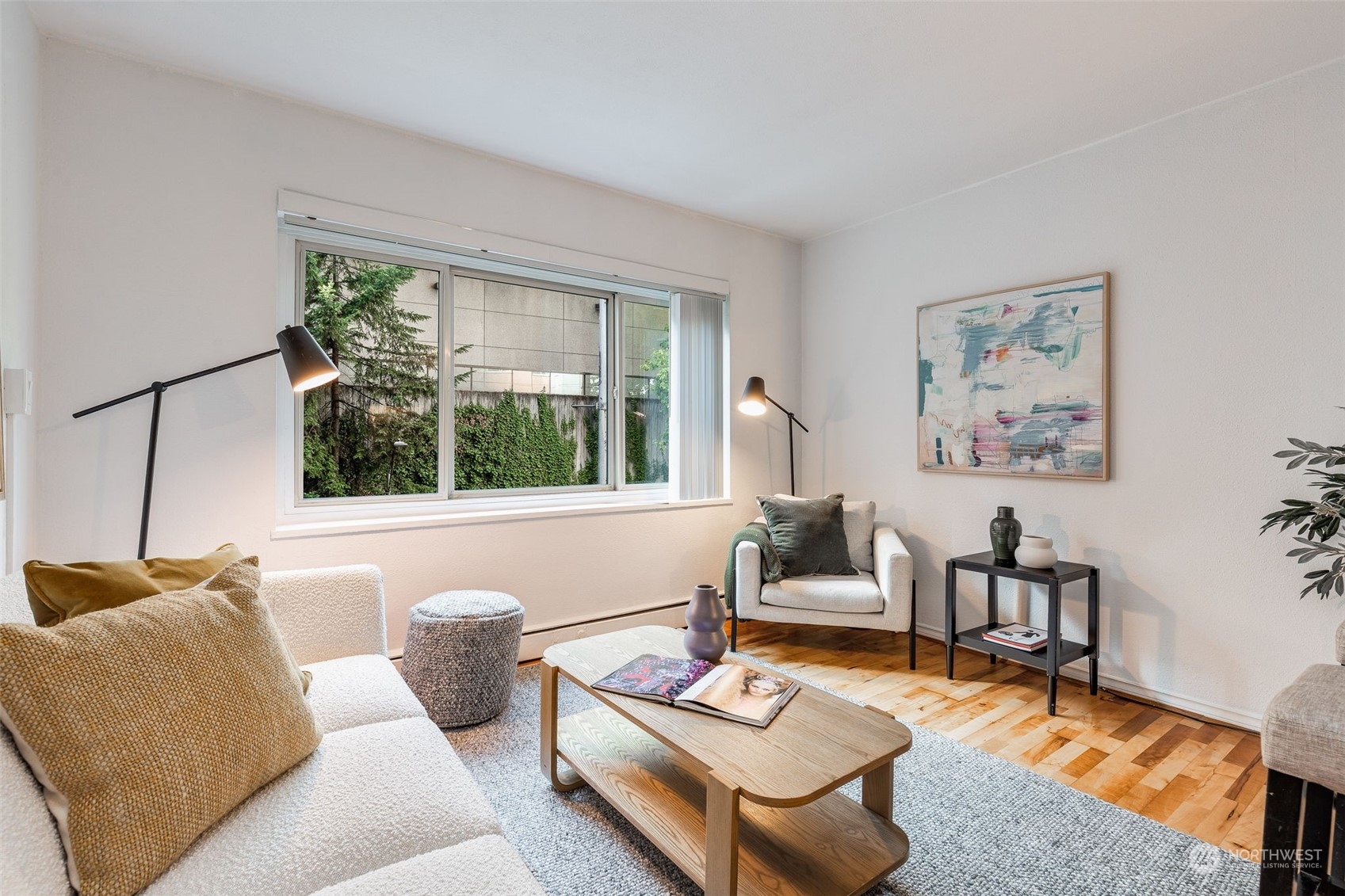 1400 Hubbell Place Unit: 305