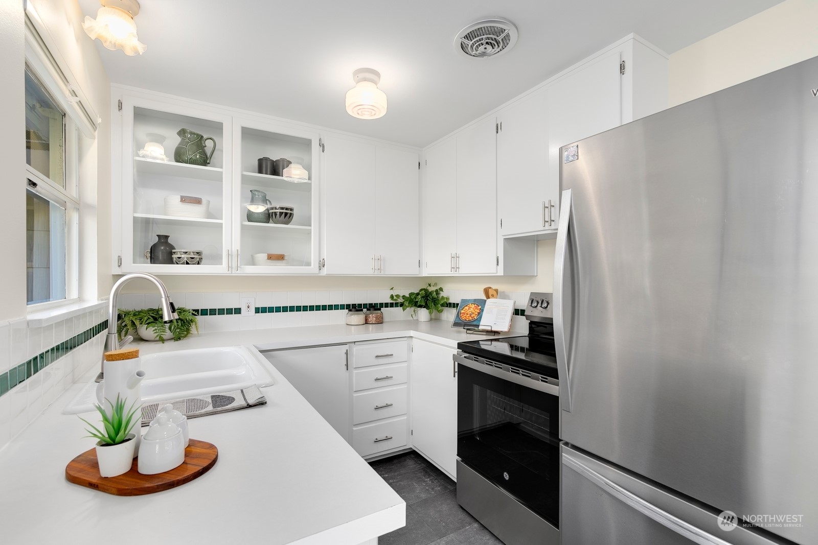 16404 13th Avenue SW