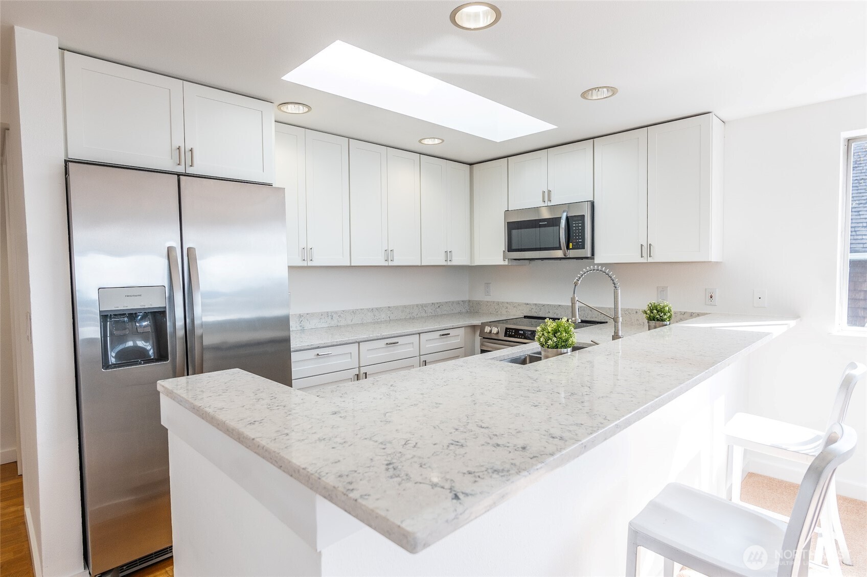 4557 45th Avenue SW Unit: 403