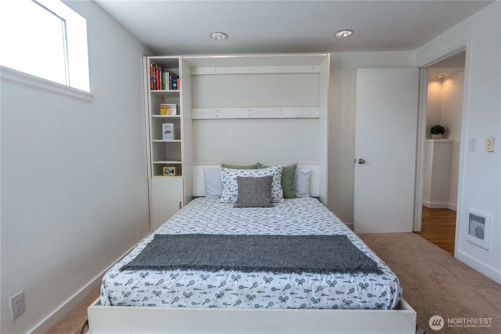 4557 45th Avenue SW Unit: 403