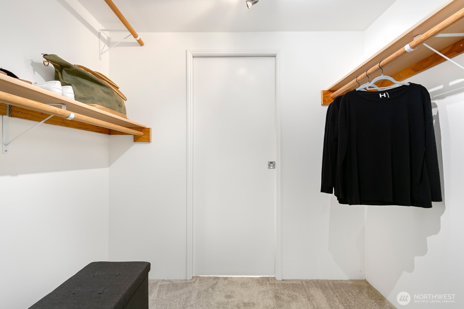 121 Vine Street Unit: 806