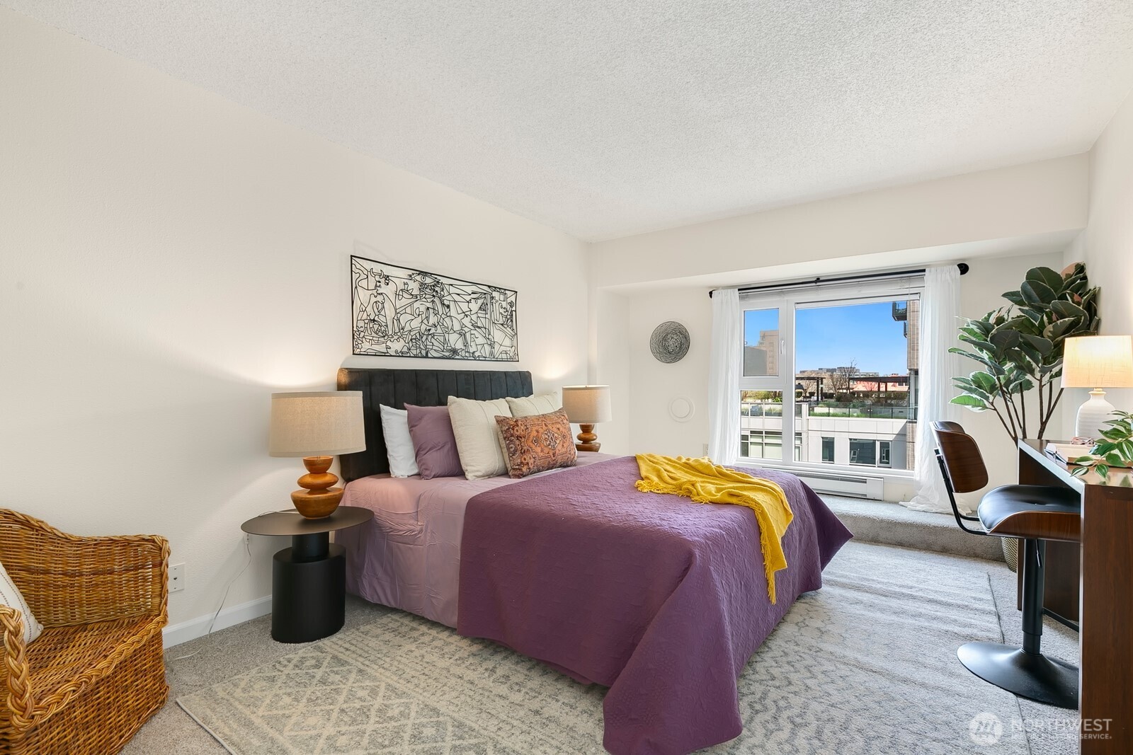 121 Vine Street Unit: 806