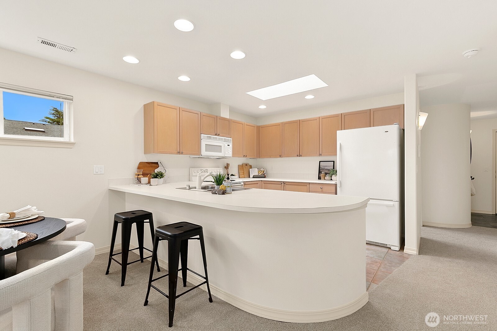 4527 45th Avenue SW Unit: 401 N