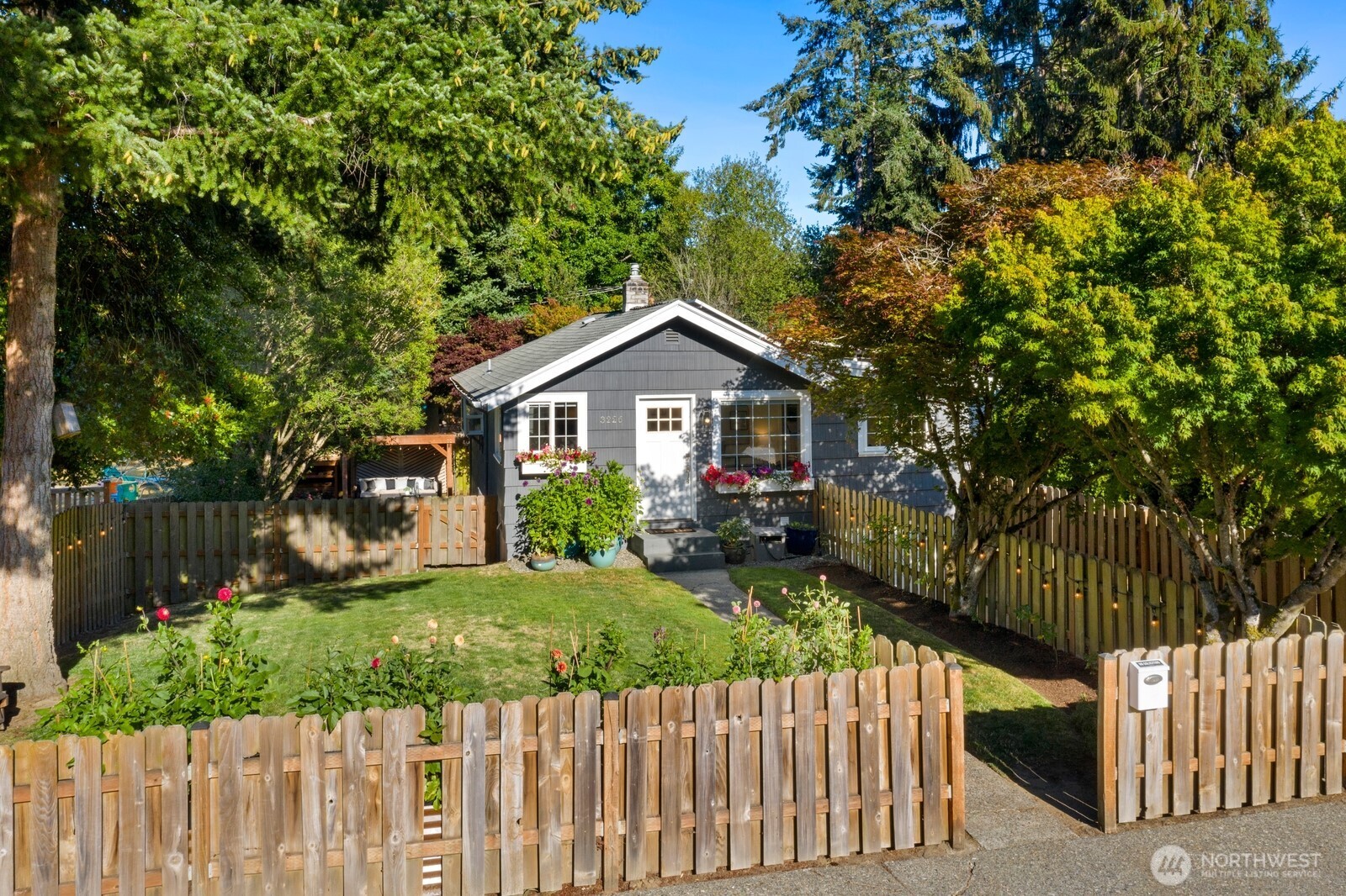 3226 48th Avenue SW