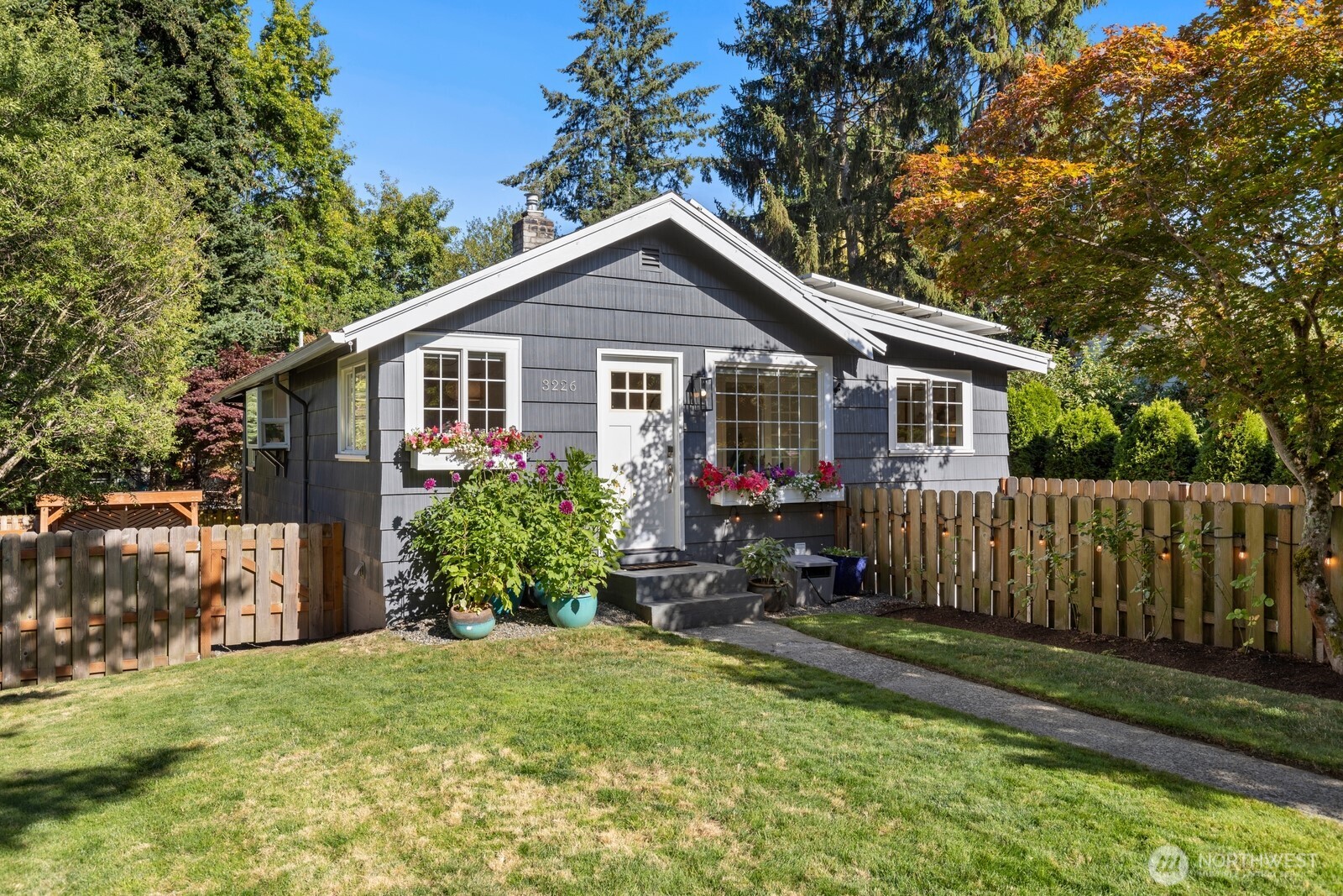 3226 48th Avenue SW
