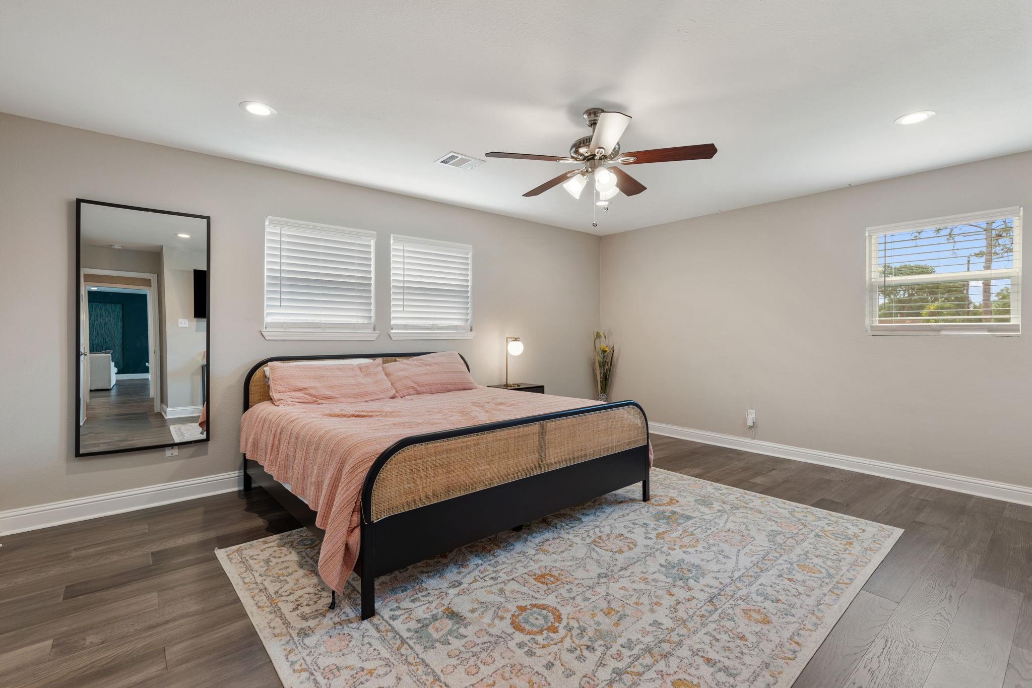 1015 Gardendale Drive