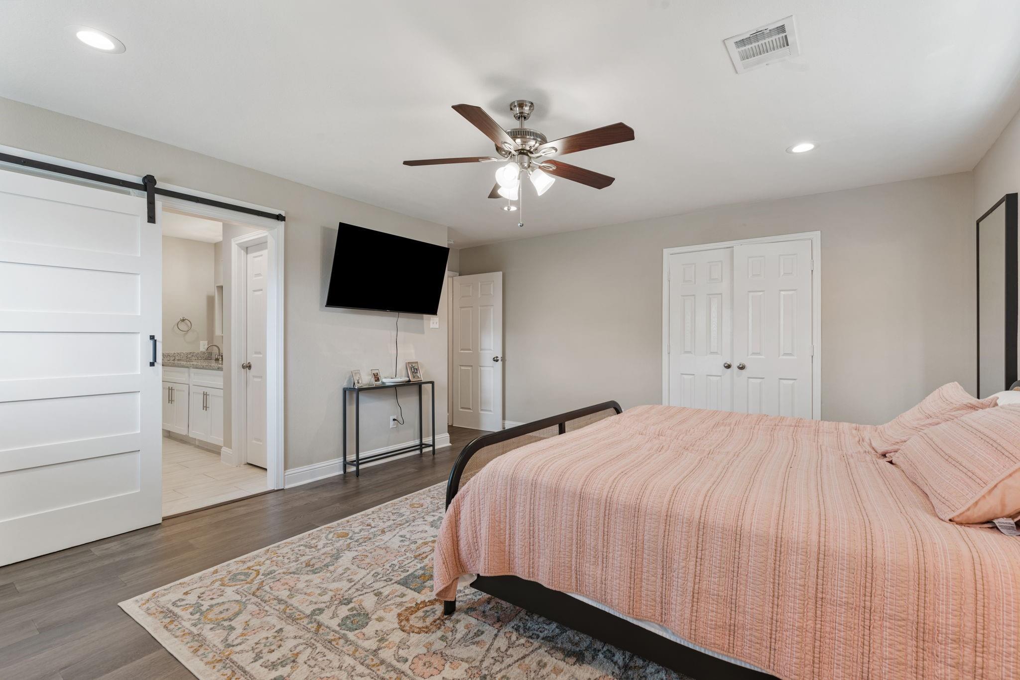1015 Gardendale Drive