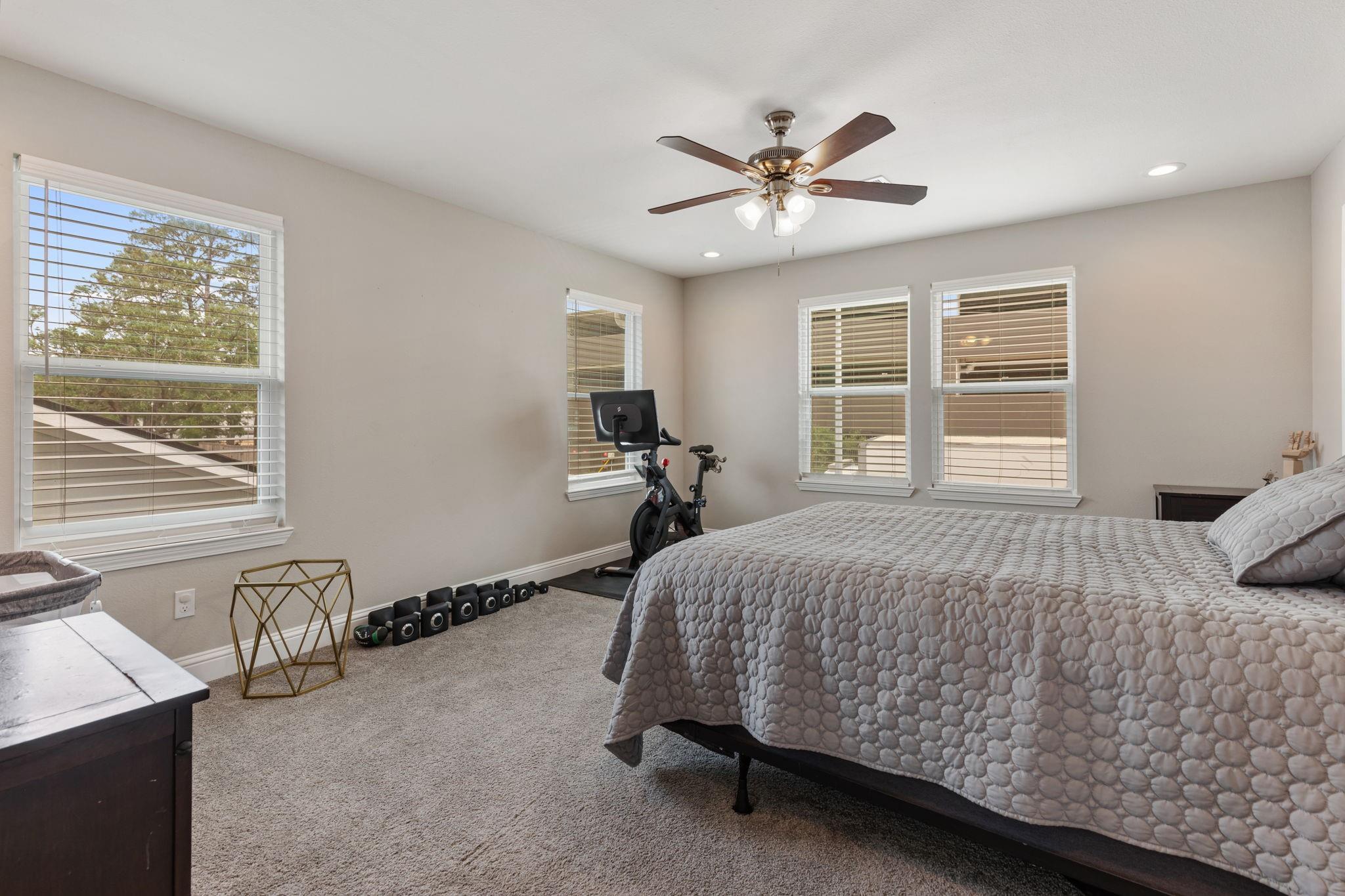 1015 Gardendale Drive
