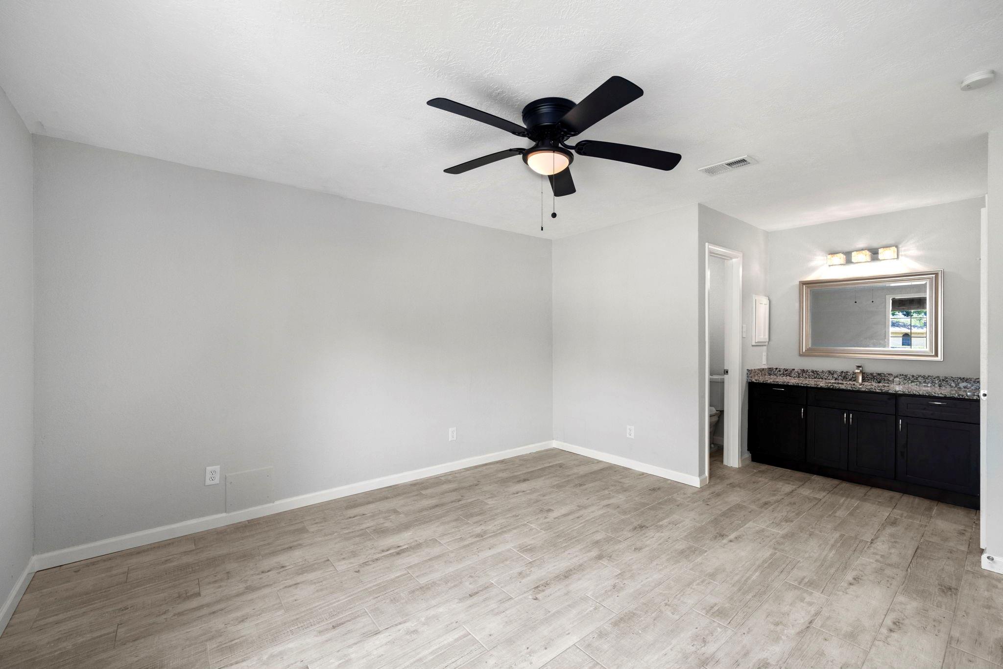 13234 Boyer Lane