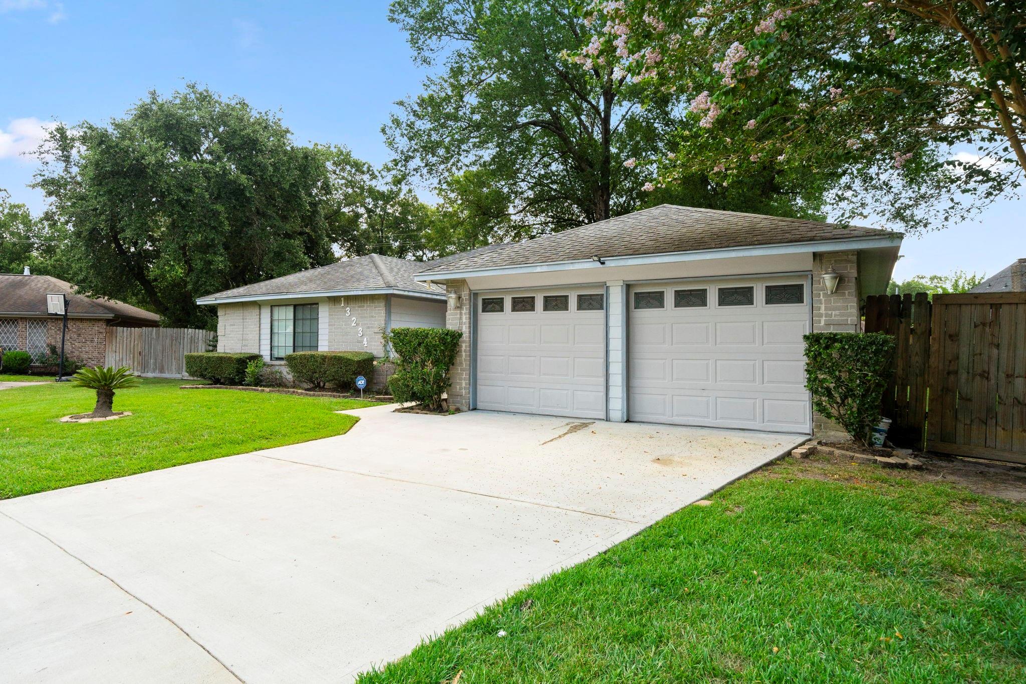 13234 Boyer Lane