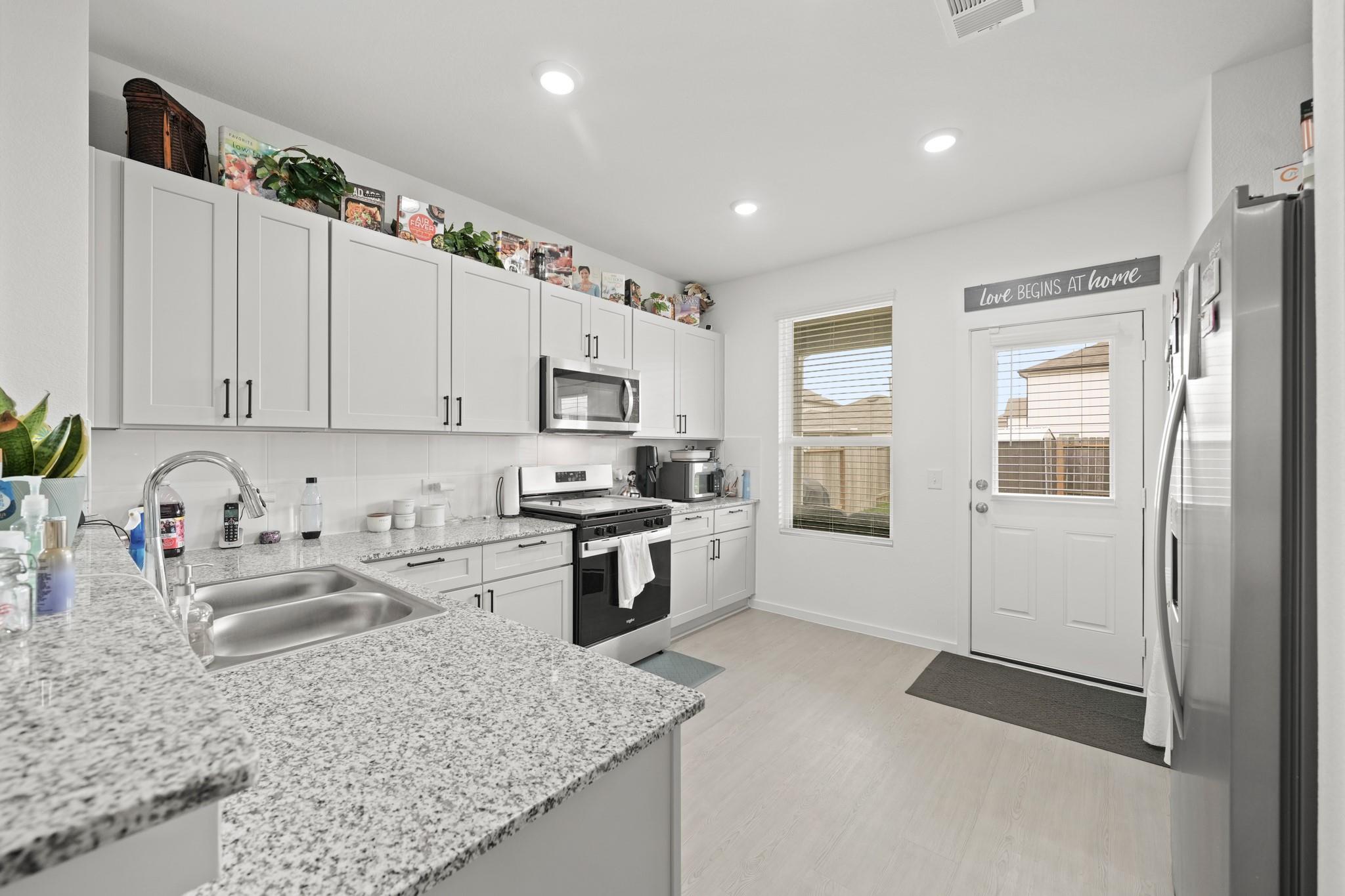 26235 Arrowleaf Drive