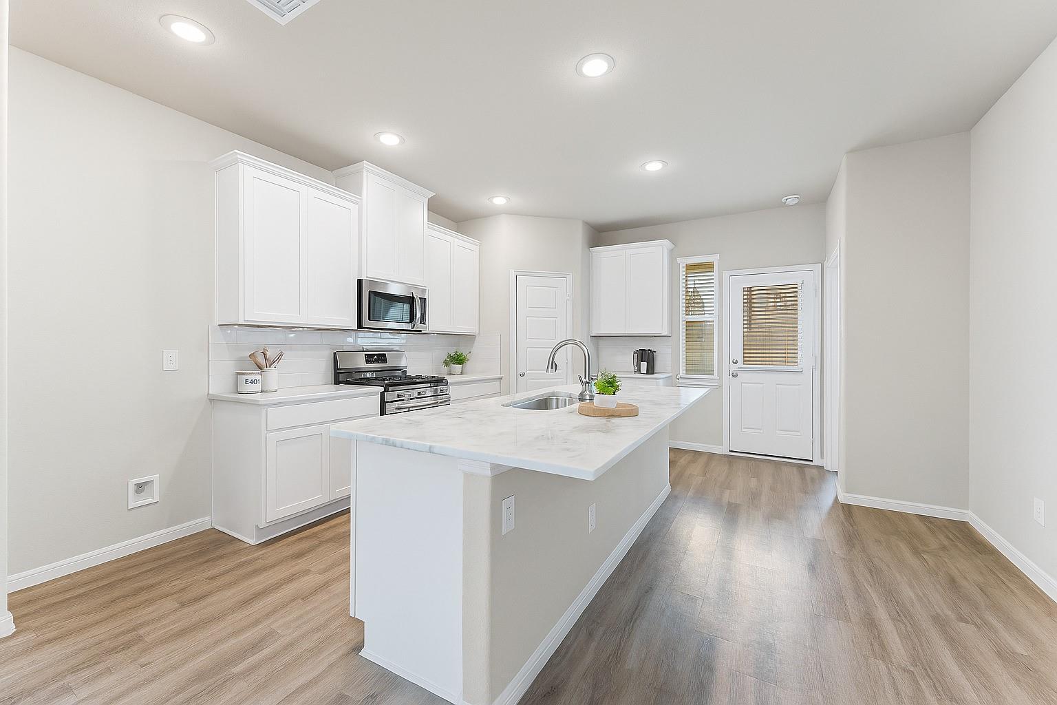 1425 Sundown Glen Lane