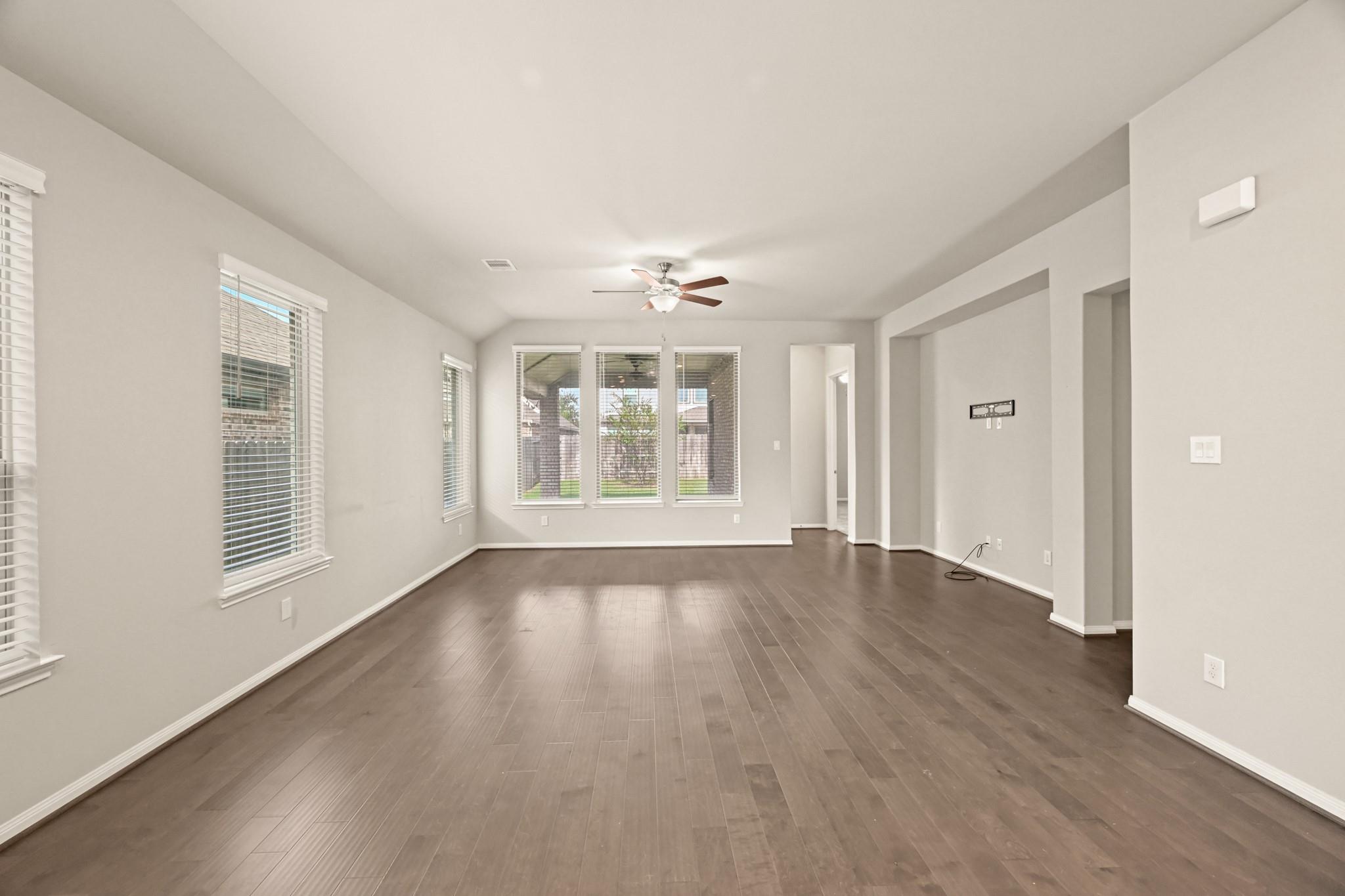 15019 Mulberry Hallow Street