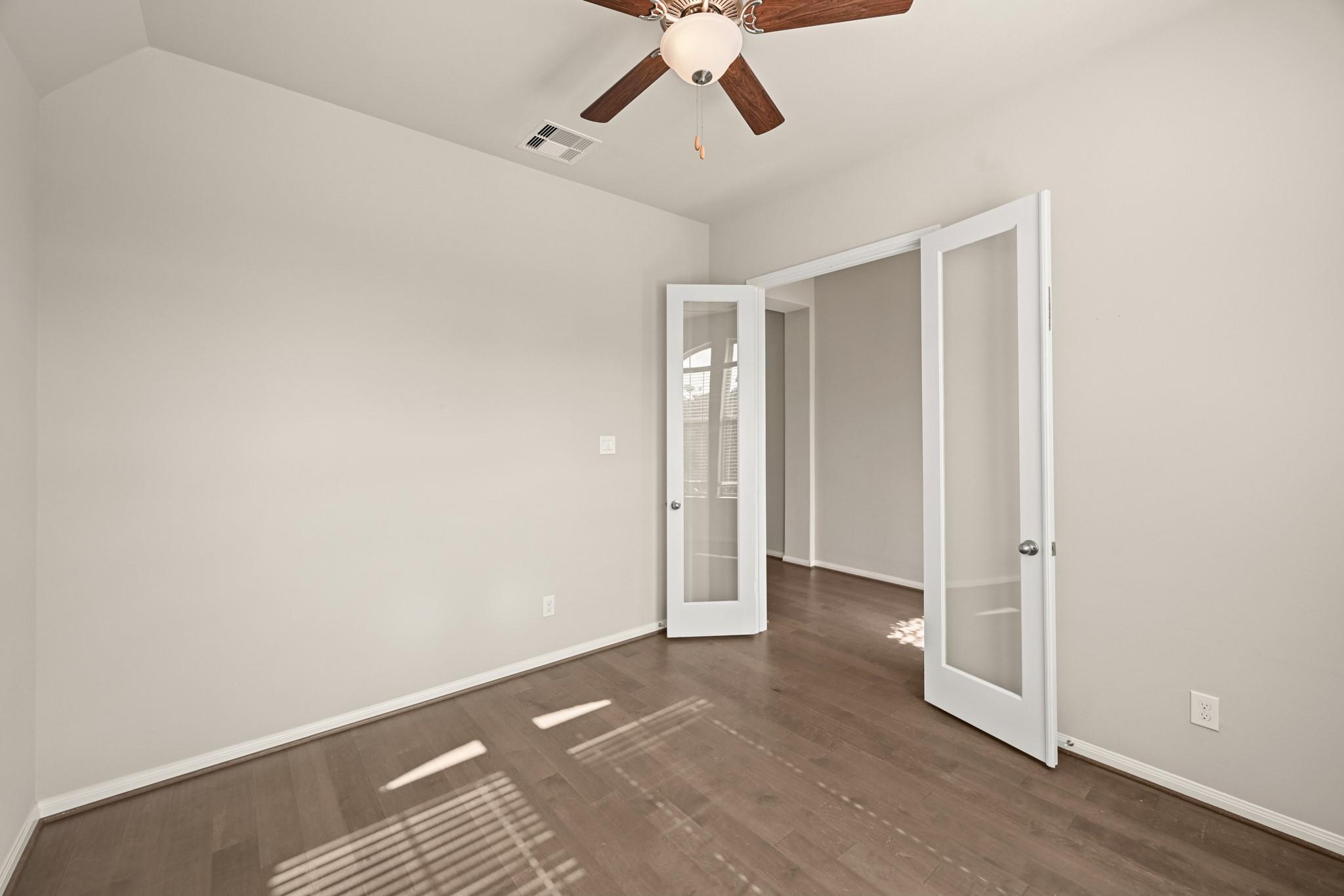 15019 Mulberry Hallow Street