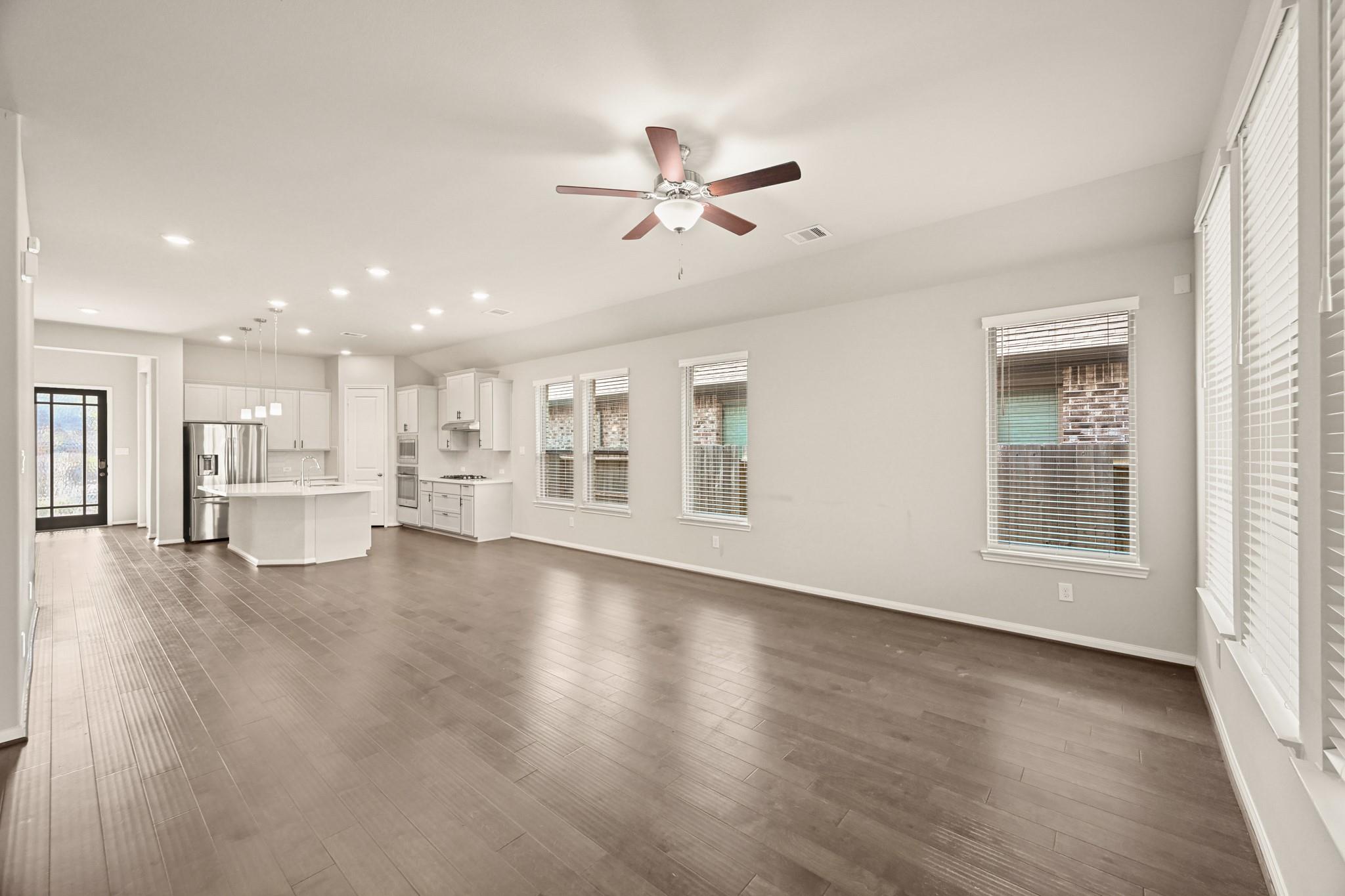 15019 Mulberry Hallow Street