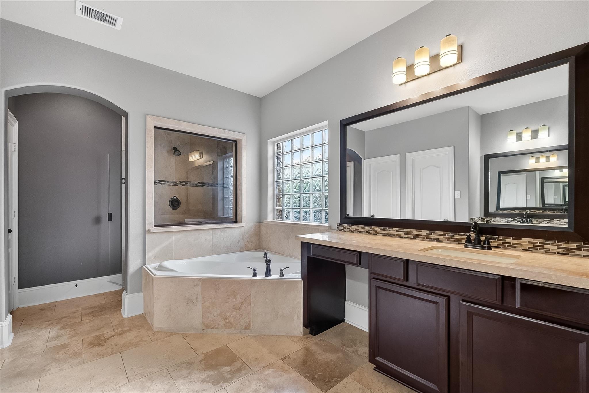 9439 Emerald Lakes Drive