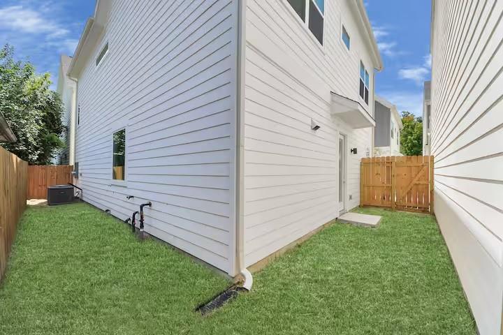 5935 Beall Street # C