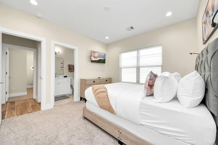 5935 Beall Street # C