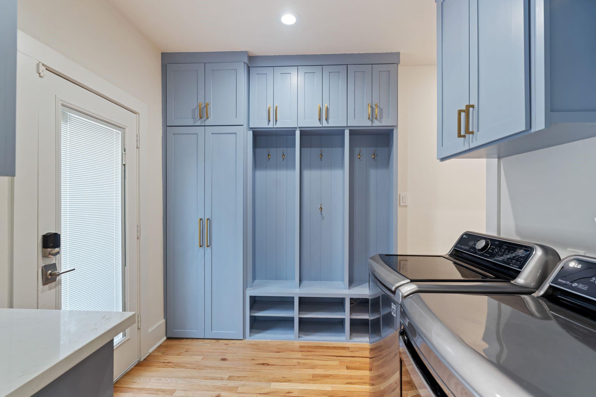 2801 Rosewood Street