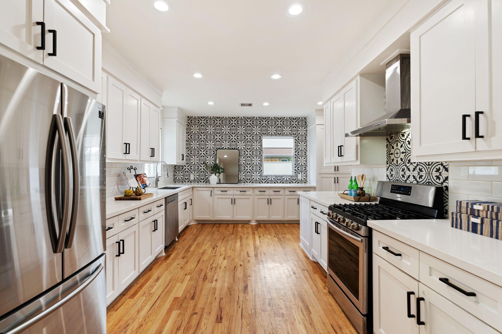 2801 Rosewood Street