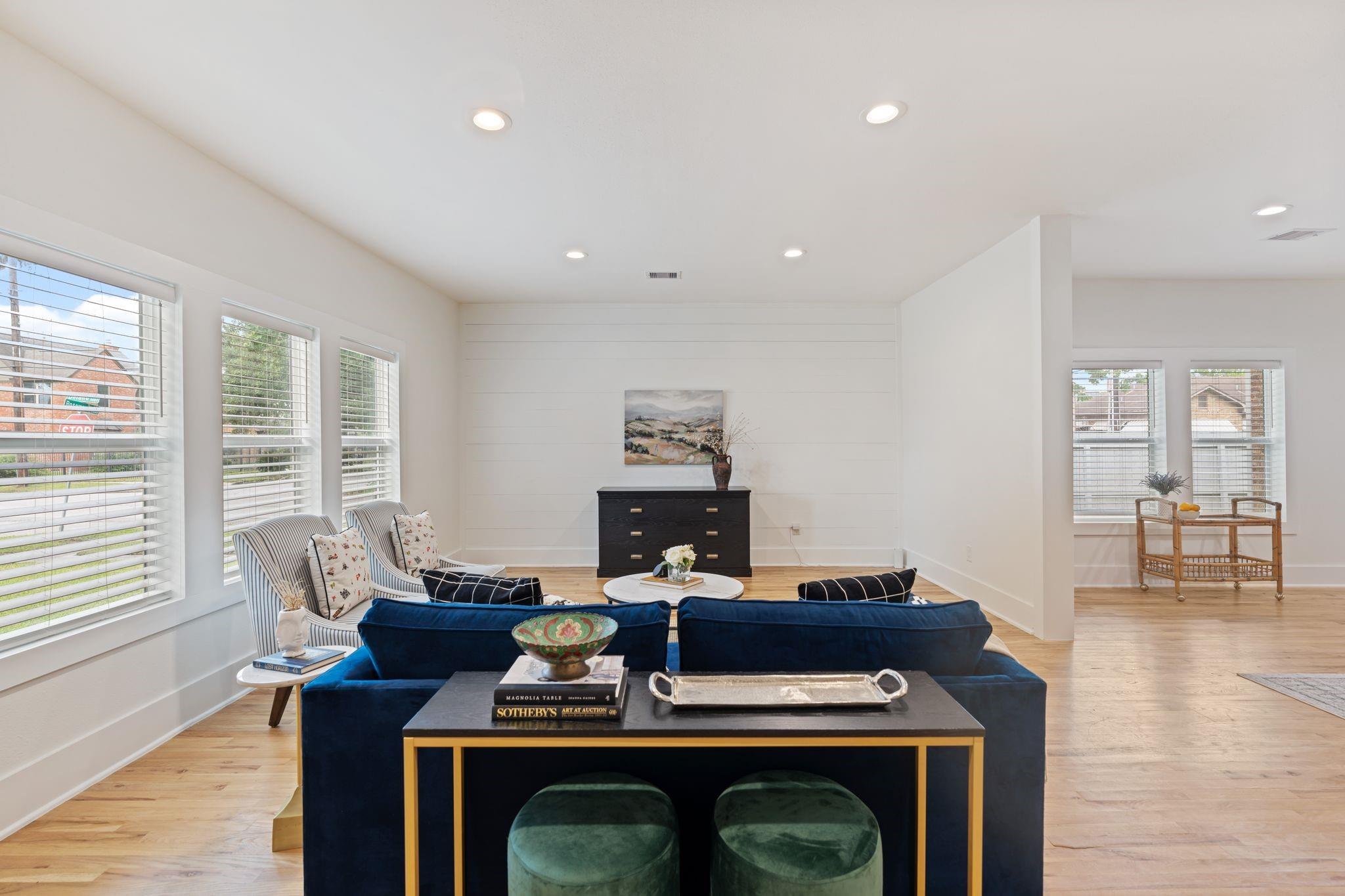 2801 Rosewood Street