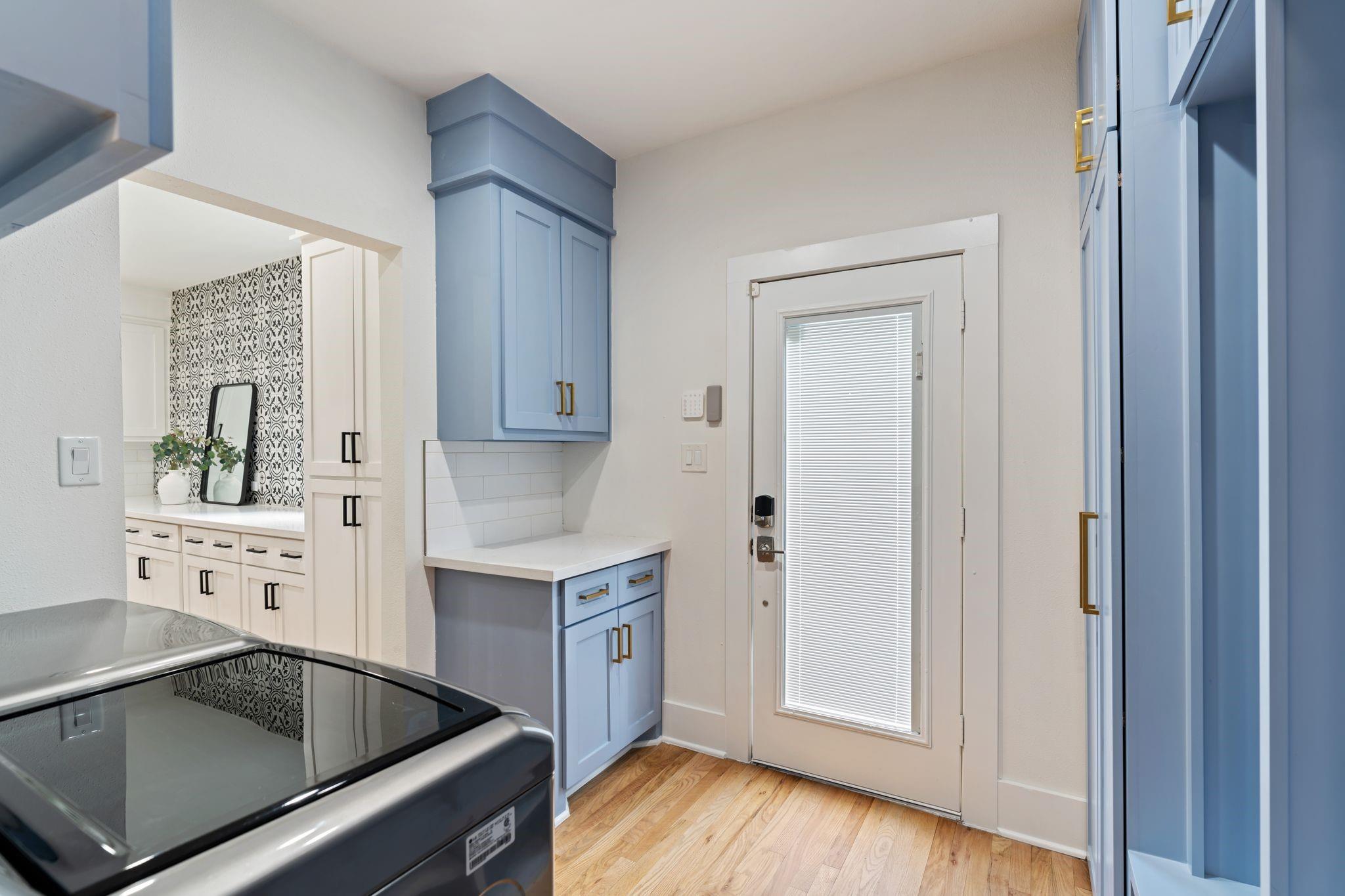 2801 Rosewood Street