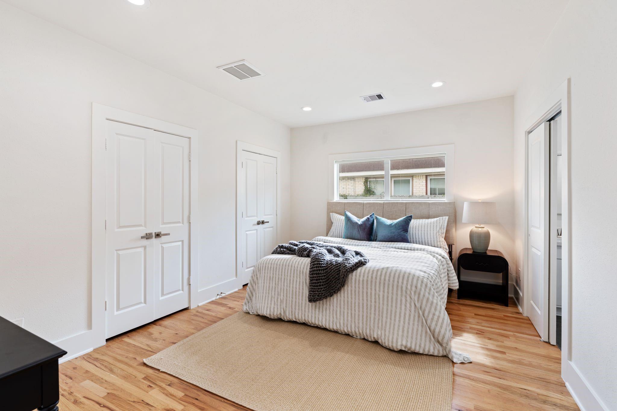 2801 Rosewood Street