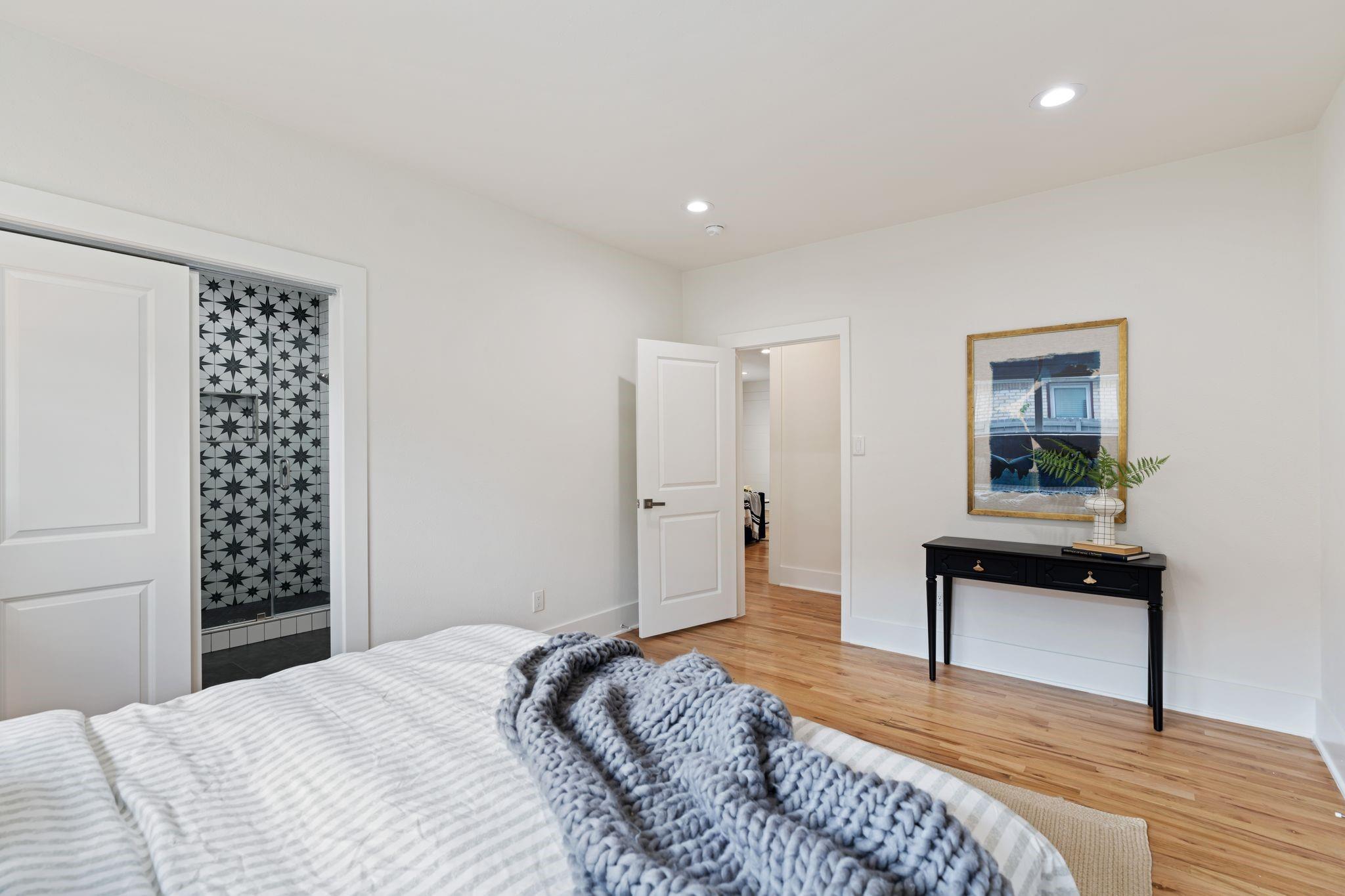 2801 Rosewood Street