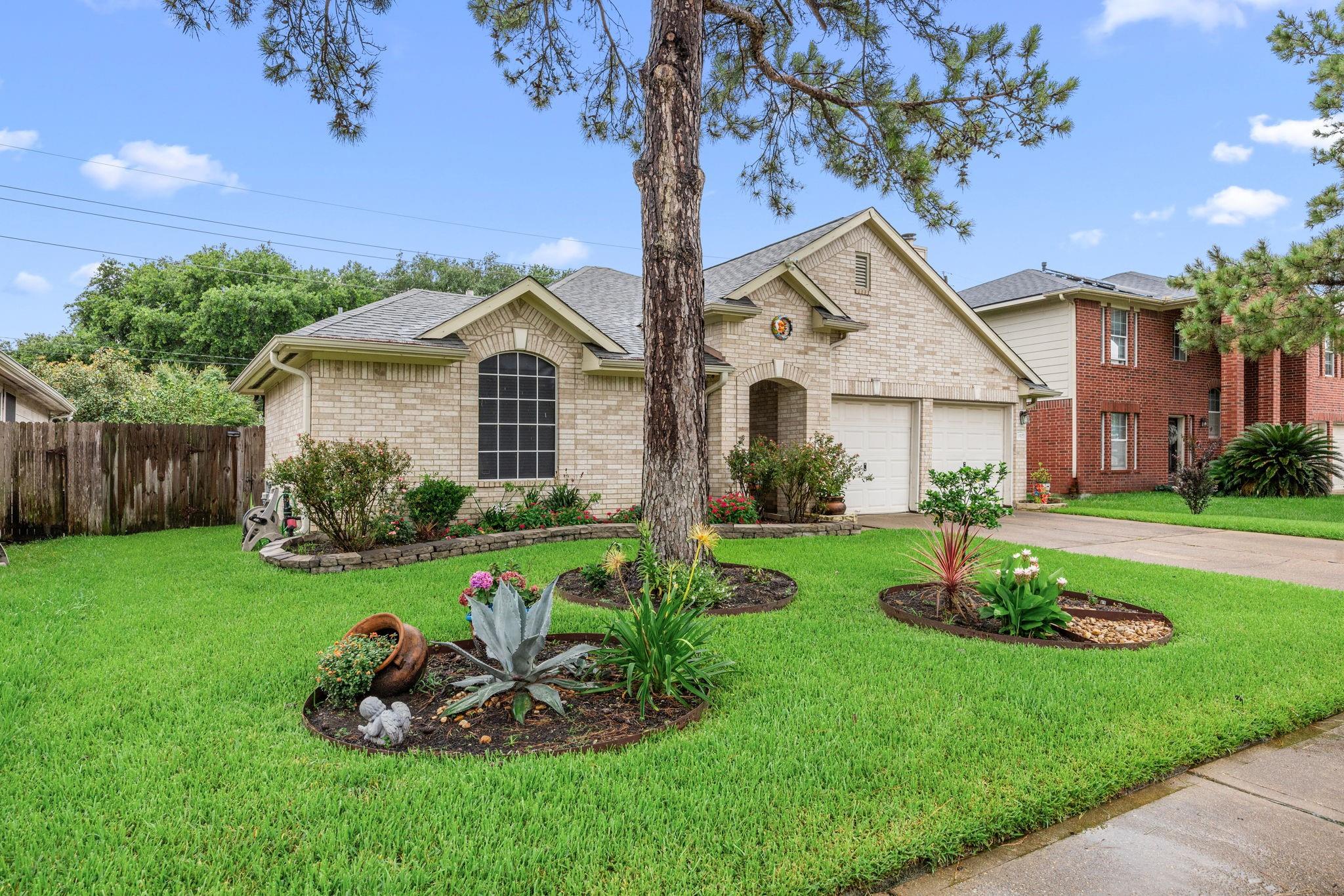 6527 Harcourt Bridge Drive