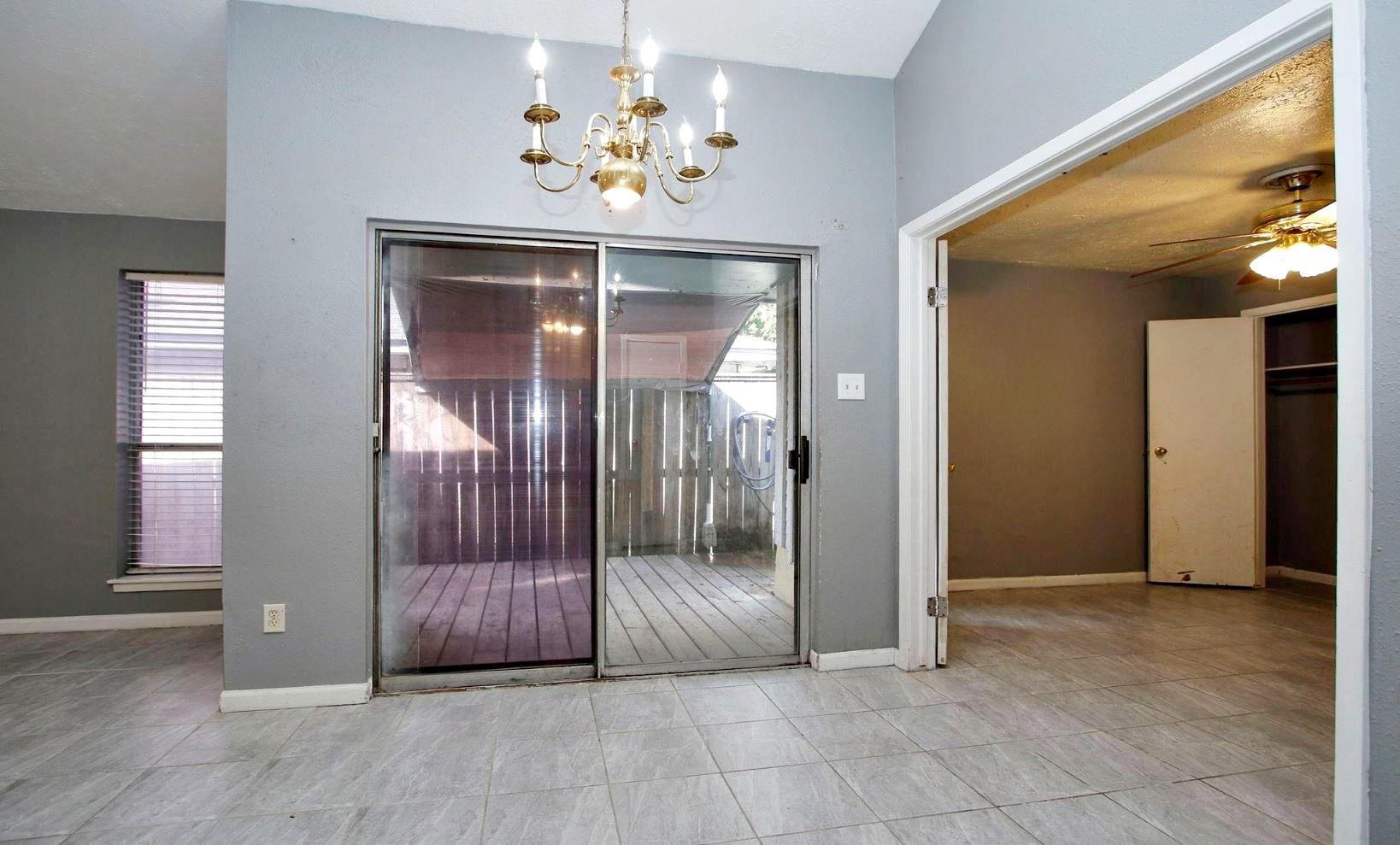 3111 Oak Rock Circle