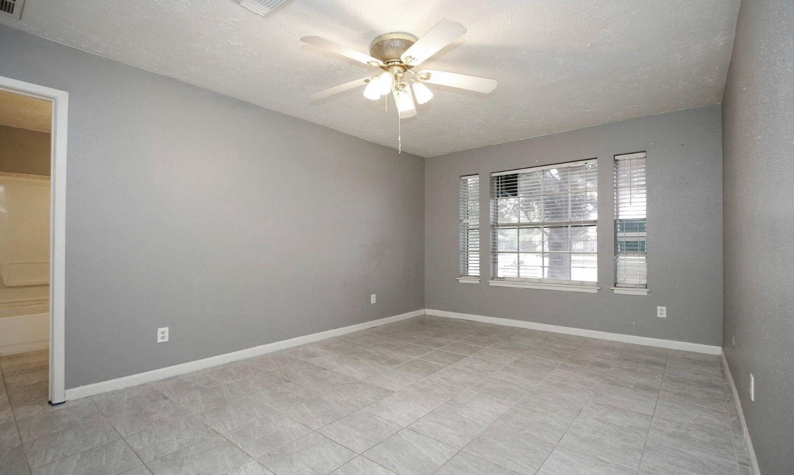 3111 Oak Rock Circle