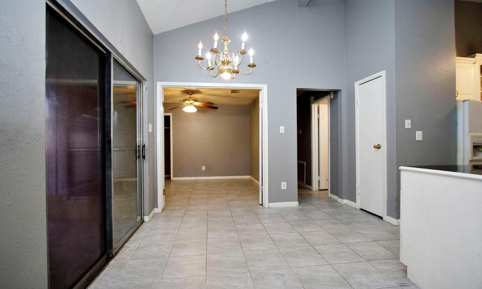 3111 Oak Rock Circle