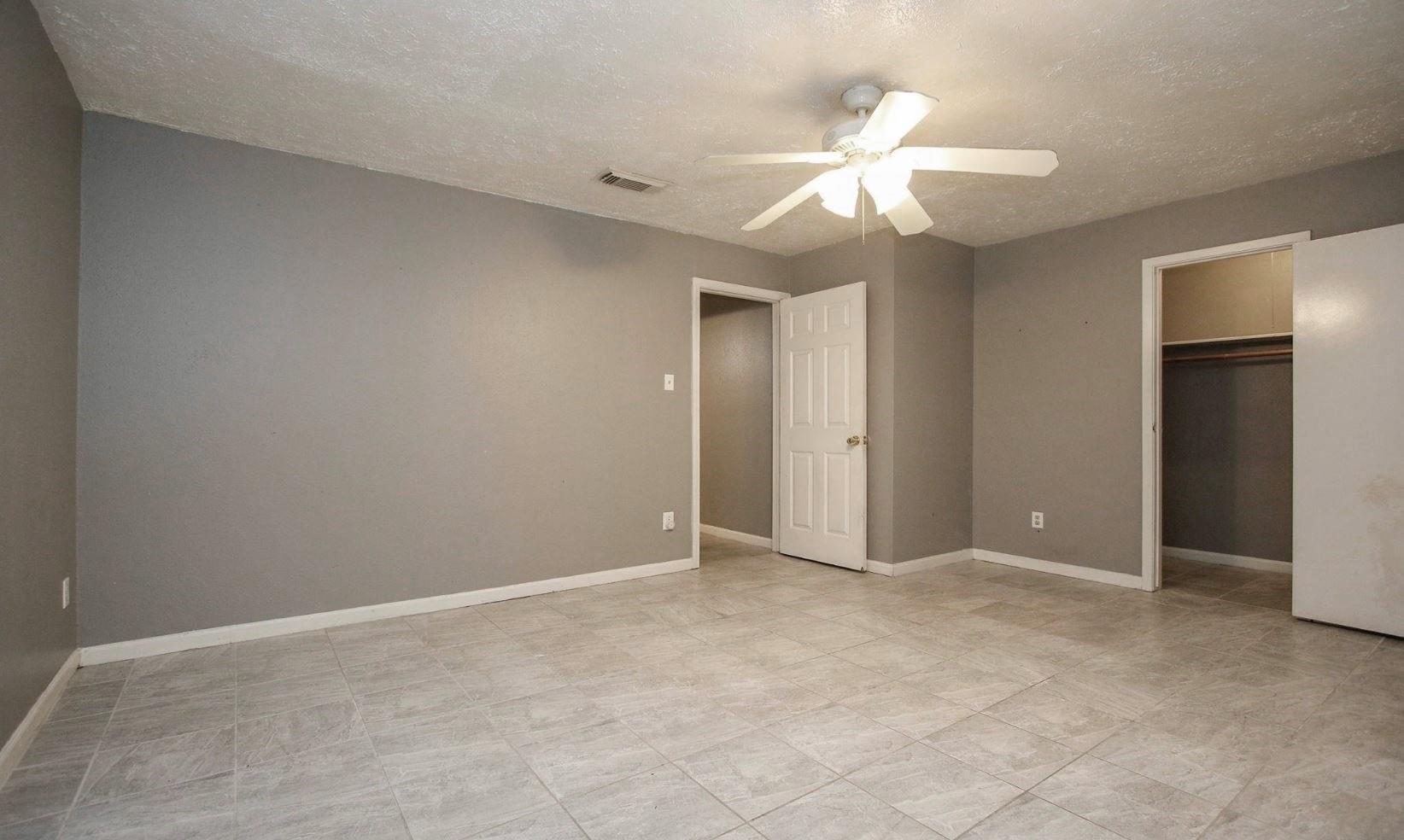 3111 Oak Rock Circle