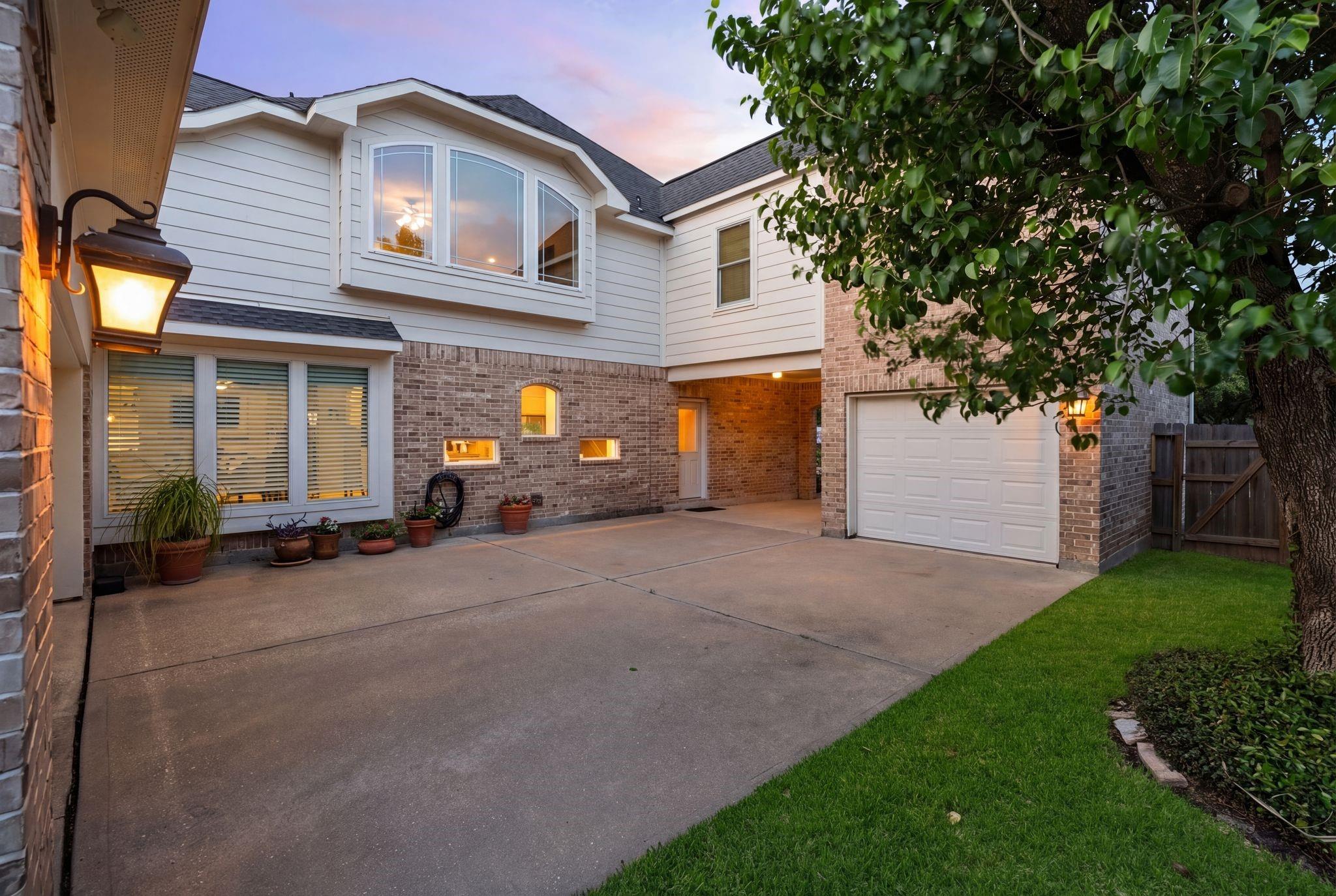 22327 Maybrook Park Circle