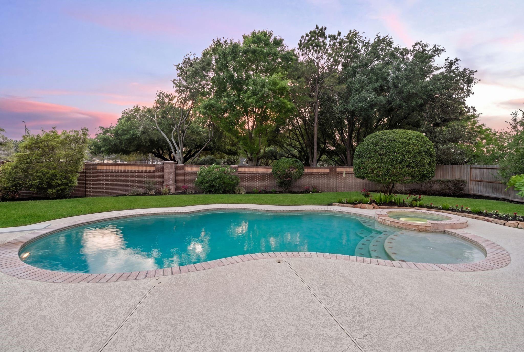 22327 Maybrook Park Circle