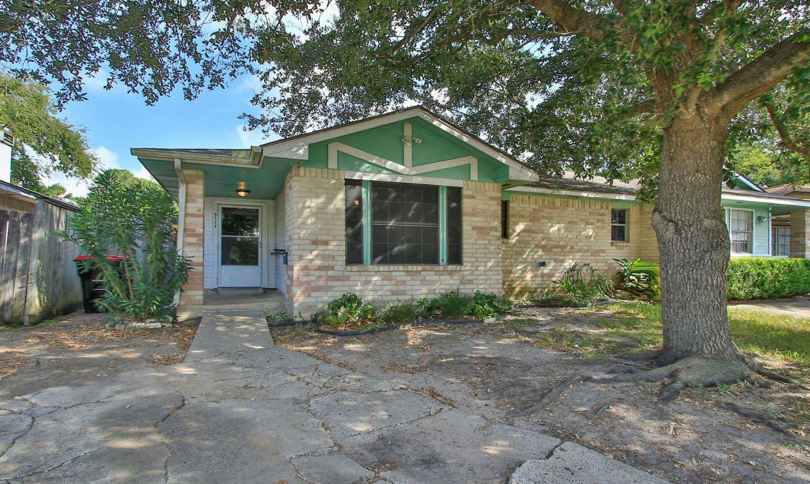 3111 Oak Rock Circle