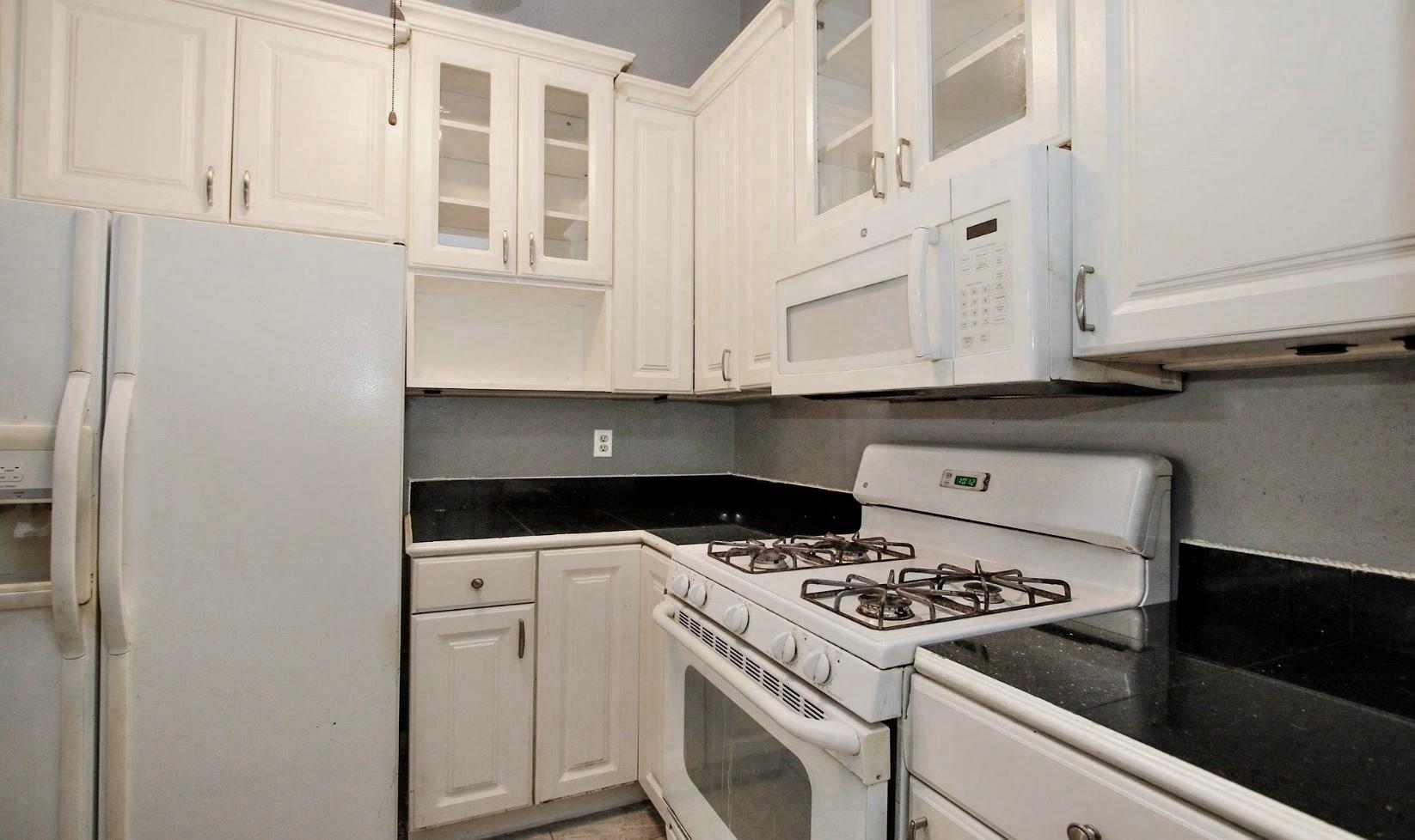 3111 Oak Rock Circle