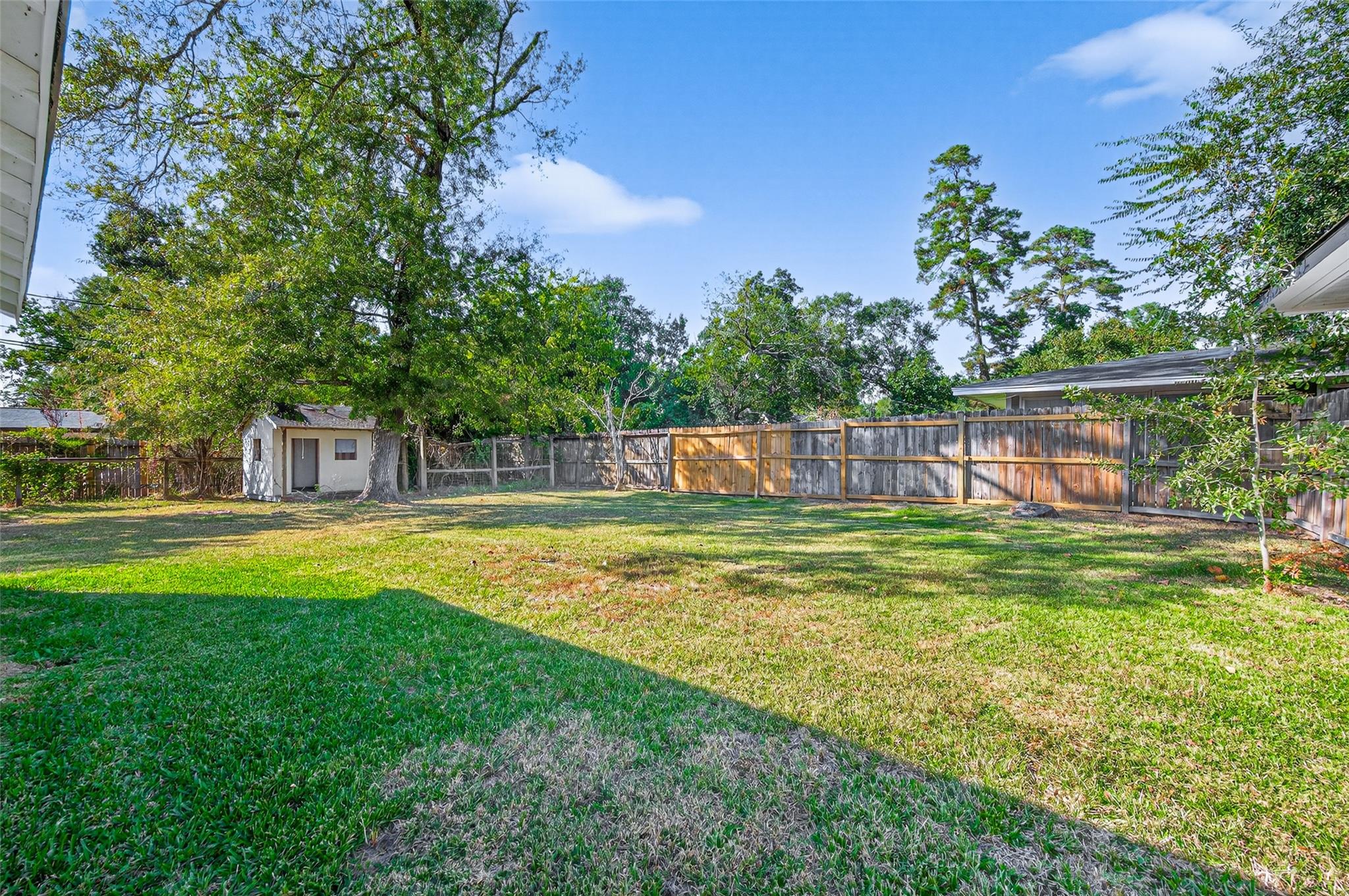 1609 N Pacific Street