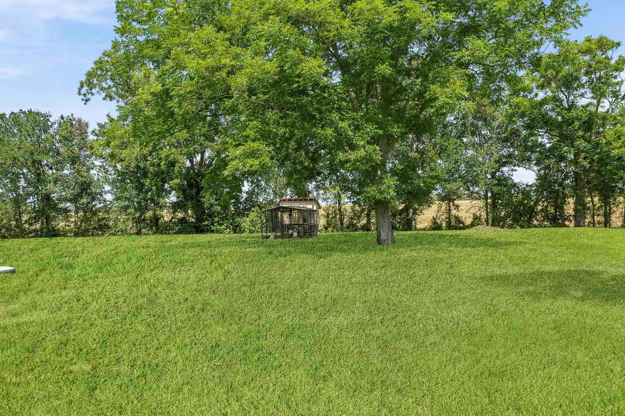 302 Country Road 893