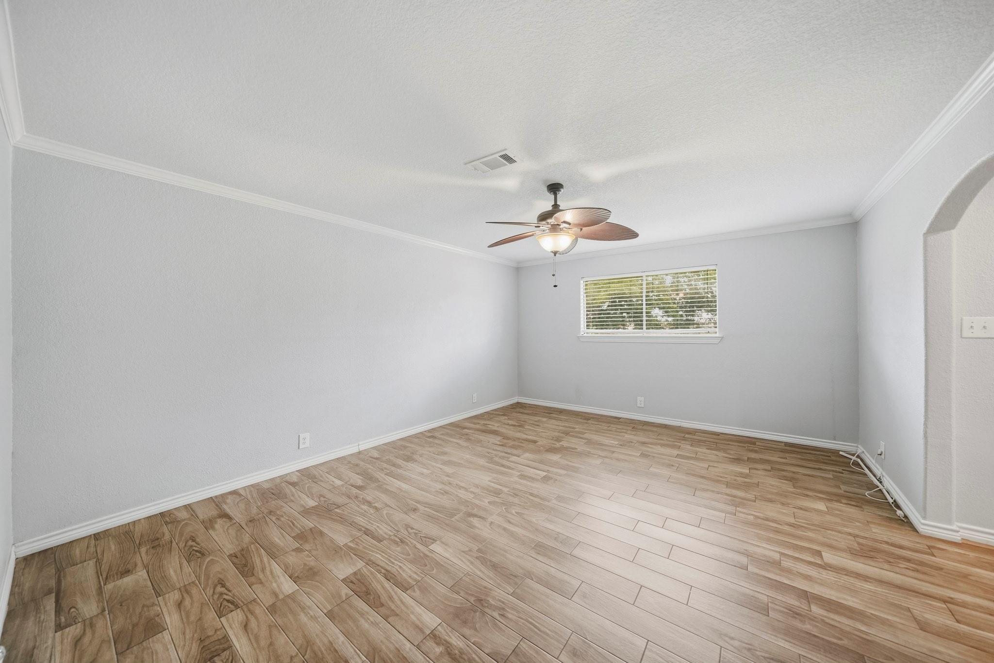 302 Country Road 893