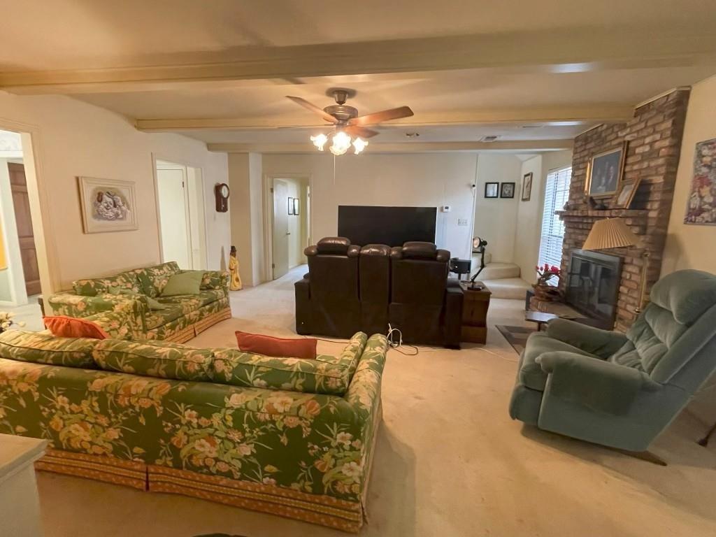 1615 Hill Top Lane