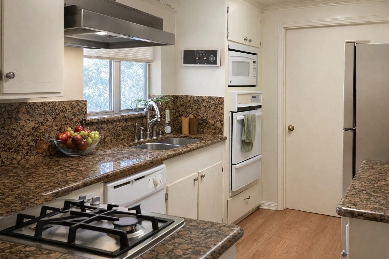 1615 Hill Top Lane