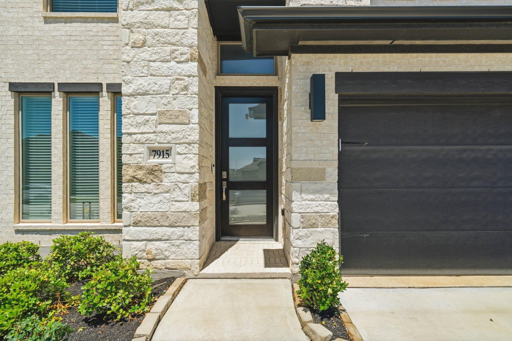 7915 Wild Iris Way