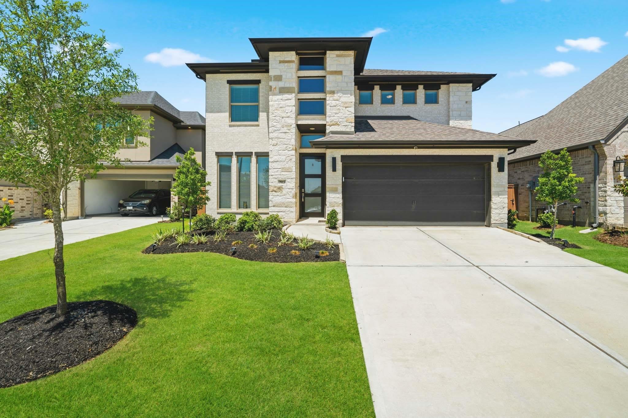 7915 Wild Iris Way