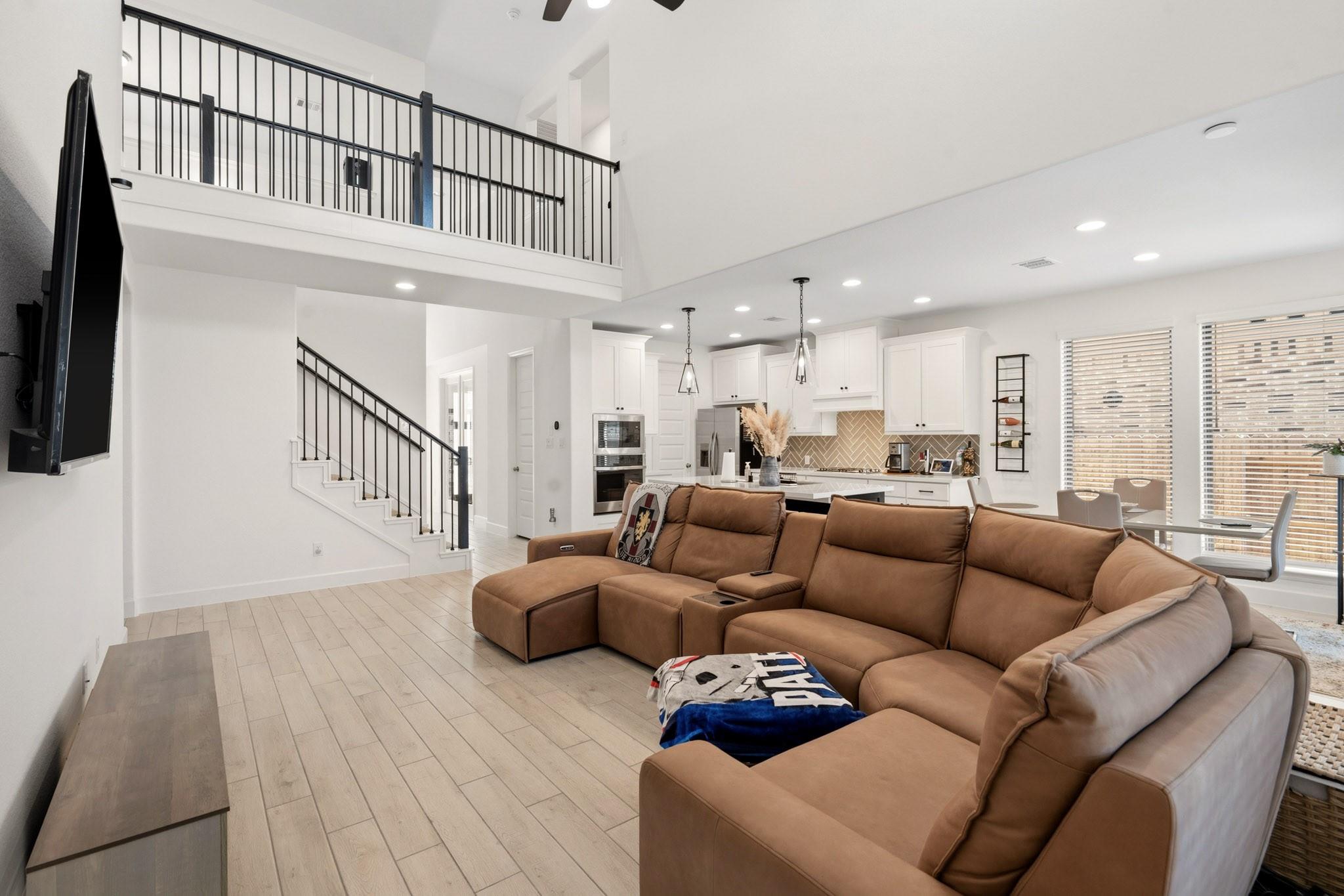 7915 Wild Iris Way