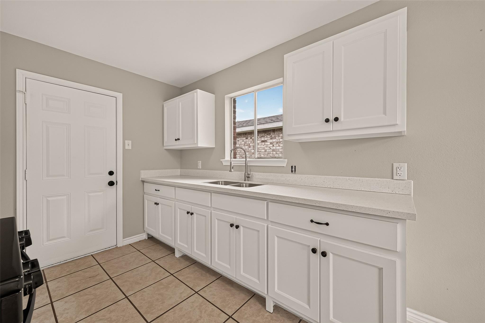 8607 Valley Forest Drive