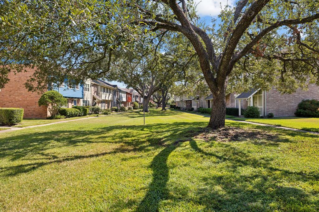 2342 Triway Lane