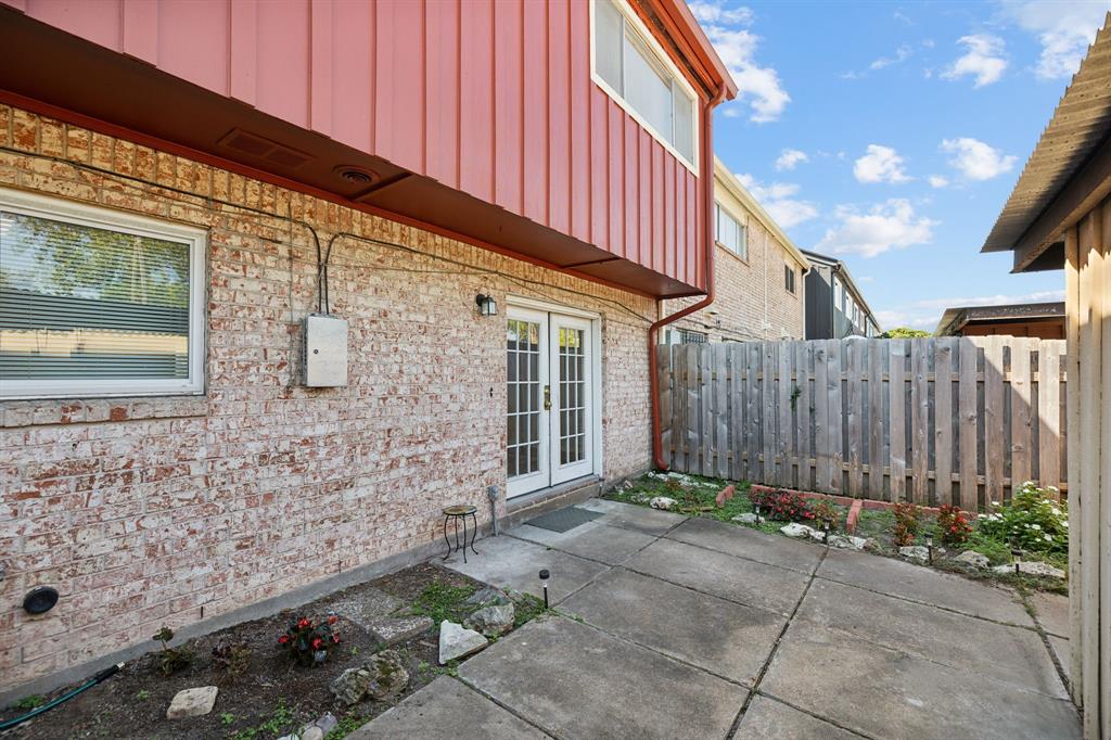 2342 Triway Lane