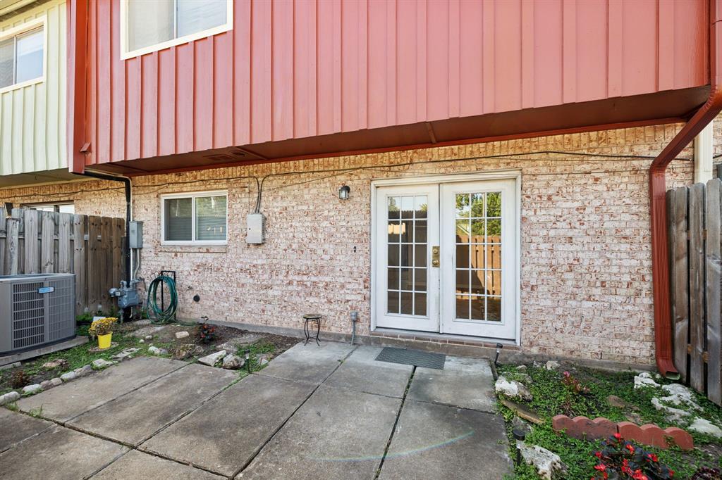 2342 Triway Lane
